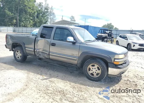 2001 Chevrolet Silverado C1500 from USA, damaged, VIN 2GCEC19T111398860